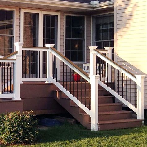 white vinyl railing for porch